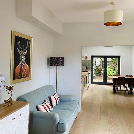 Delightful 2 Bedroom House Central 윈저 외부 사진
