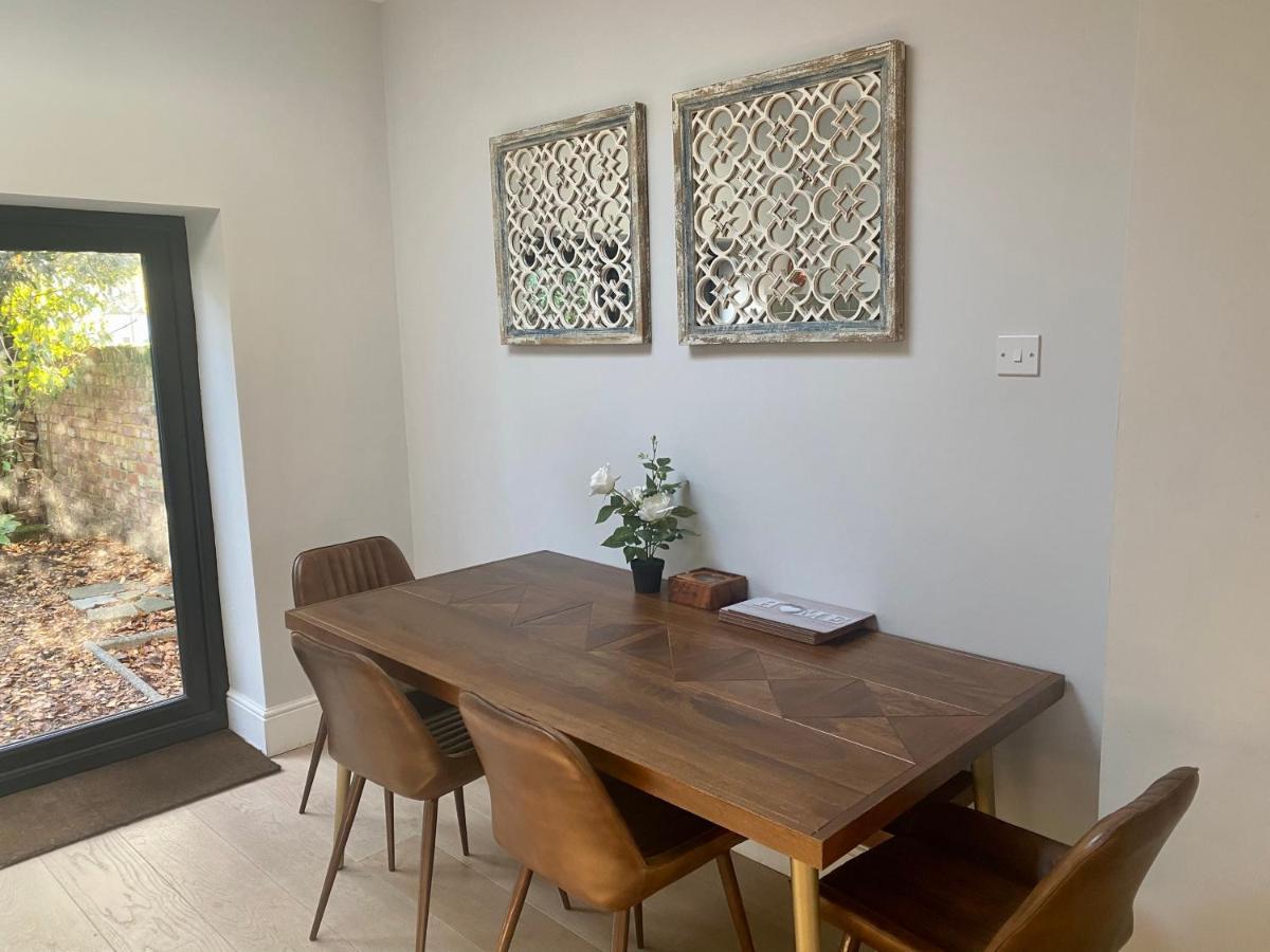 Delightful 2 Bedroom House Central 윈저 외부 사진